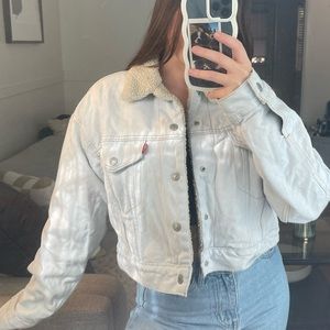 Levi’s small Sherpa jacket